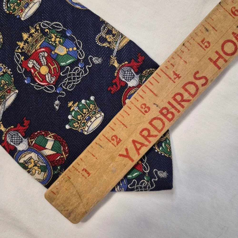 Tommy Hilfiger Tie Mens Navy Blue Heraldic Crest Crown 100% Italian Silk USA‎